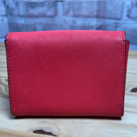 kate spade red saffiano leather business card holder - Picture 2 of 8